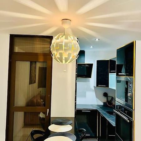 Appartement Moderne Vieille Ville Parking Gratuit Annecy Exteriör bild